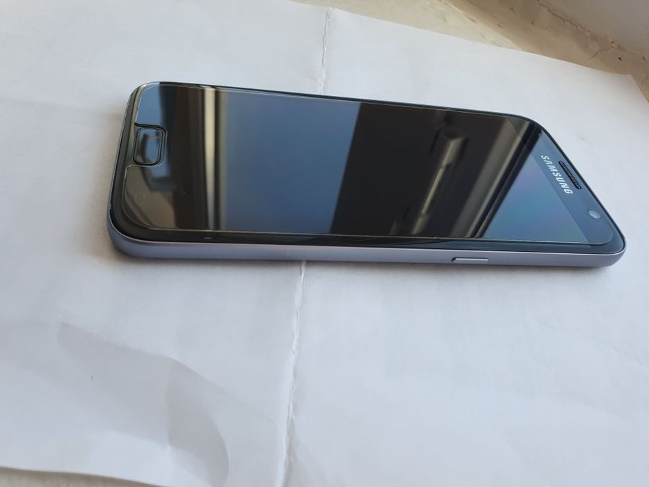 Продам самсунг S7 отличном состояние