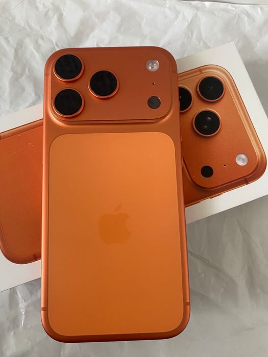 Iphone 17 pro с гарантией