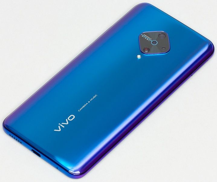 Смартфон Vivo v17