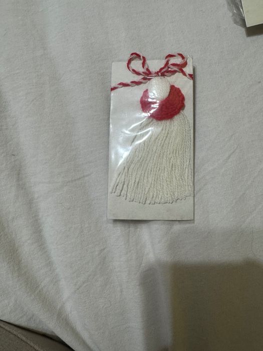 Ръчно плетени мартеници