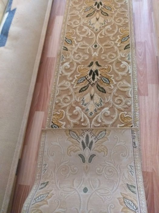 Продам ковровую дорожку