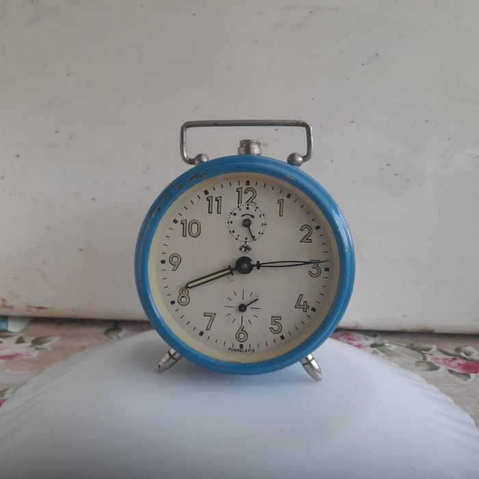 Ceas de masa desteptator -mecanic JNSA