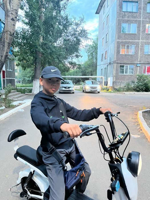 Продам электро сомакат новый