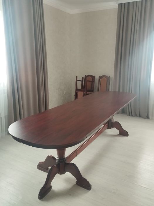 Продам стол 4 метра