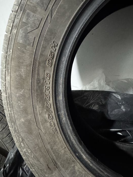 Шины летние 205/65/16