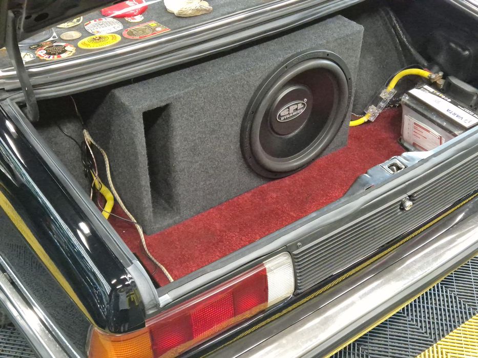 Subwoofer  Spl Dynamics  amplificator hollywood excursion USA Bass