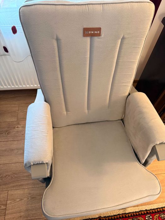 Fotoliu reglabil pentru alaptare, cu suport de picioare, ONINO CALM.me