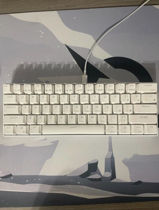 Tastatura Royal Kludge RK61