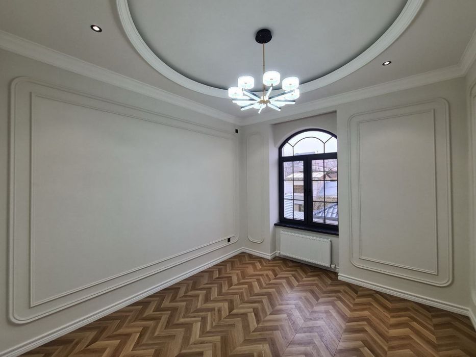 Продажа новый евро дом отличной локации на Циалковского