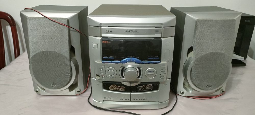 Стерео система  ,