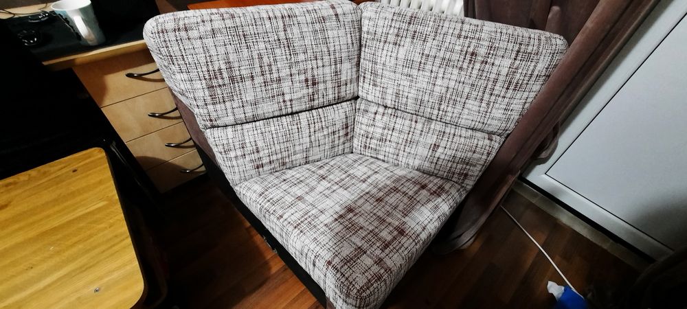 Mobilier colț. Impecabil