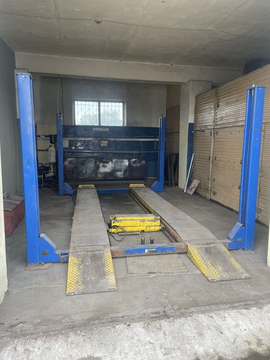 Подъемник гидравлический