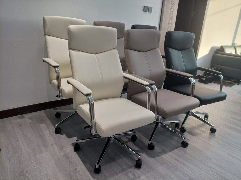 Кресло руководительское Kreslo model Florence