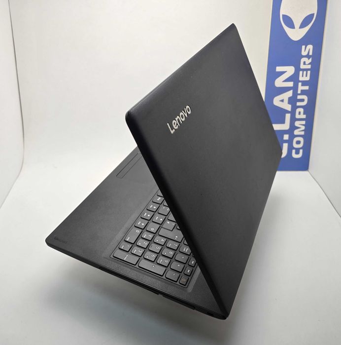 Lenovo IdeaPad 110-15ISK  i5 6200U/8GB/250SSD/AMD R5-M330-2GB
