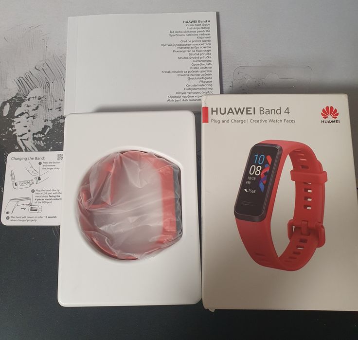 Смарт гривна - Huawei Band 4
