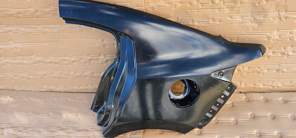 Aripa stanga spate NOUA Mazda 3 Sedan 2014 2015 / 2016 2017 2018