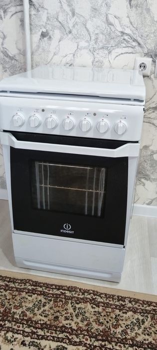 Продам элетрическую плиту 25000тг