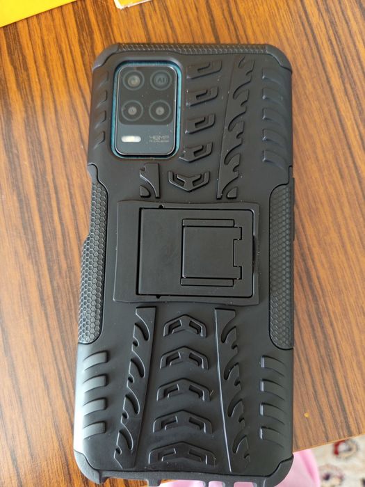 Телефон Realme8 5 G