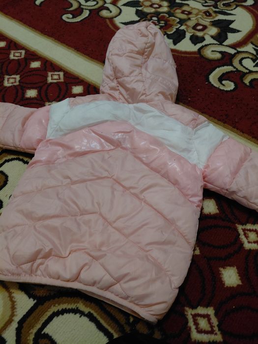 Детская куртка продаю