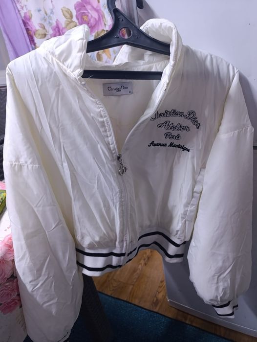 Куртка бомбер новый