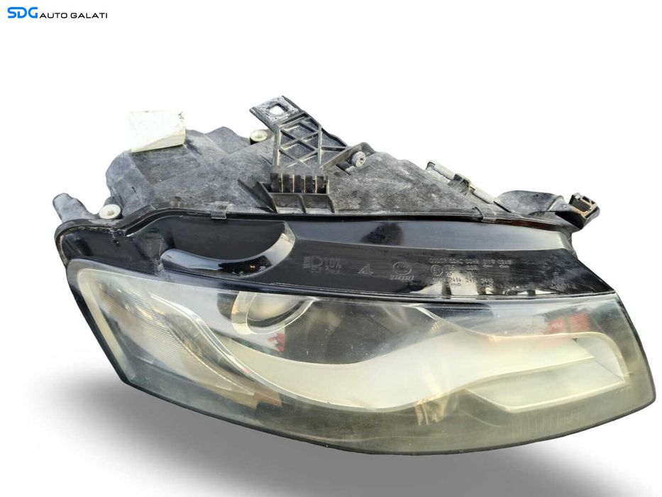 Far Dreapta Bi Xenon cu Lupa si LED Audi A4 B8 NFL Non Facelift 2008 - 2012 [K7331]