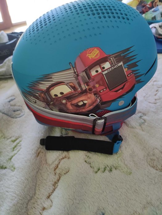 Ски екипировка и ски каска