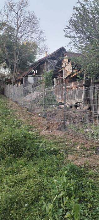 Garduri pentru Împrejmuirea Proprietății de la A-Z / facem porți la comandă