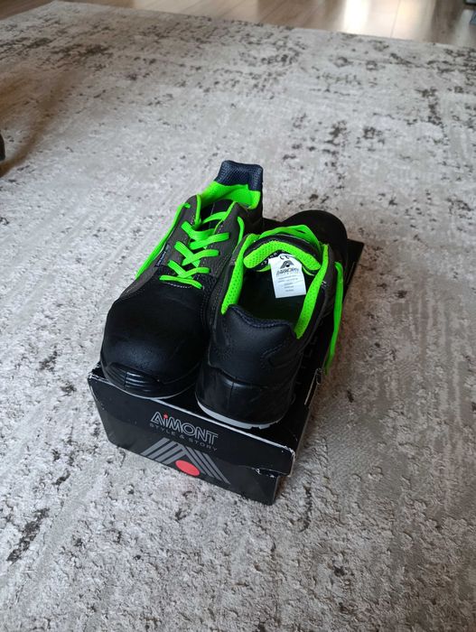 Чисто нови работни обувки AIMONT и COFRA