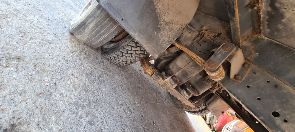 Mercedes 817 на части