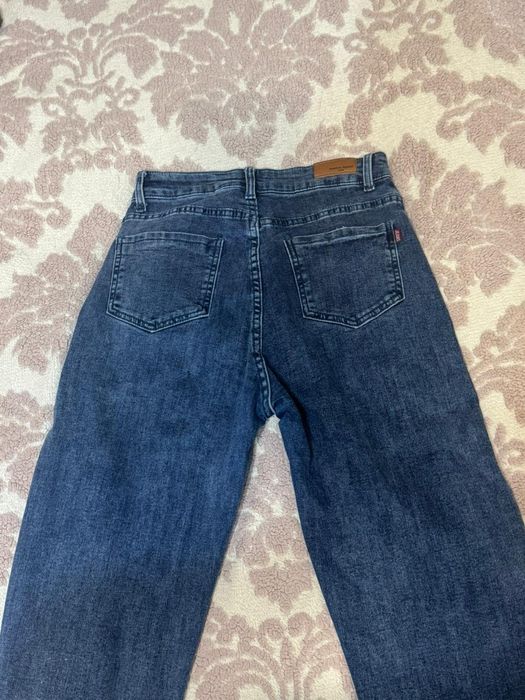 Продам новые джинсы