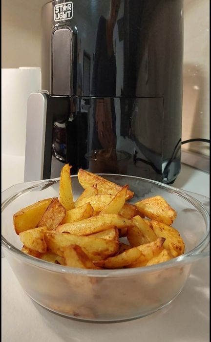 Friteuza cu aer cald