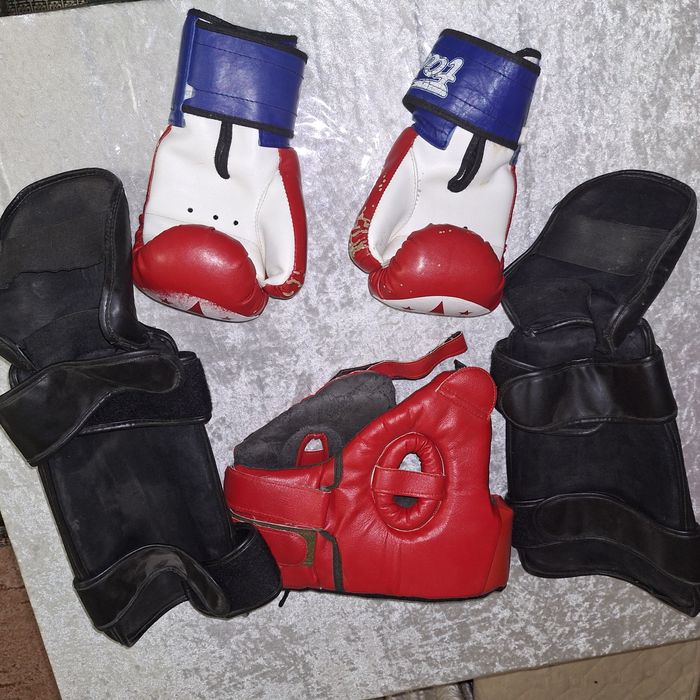 Спортивные принадлежности