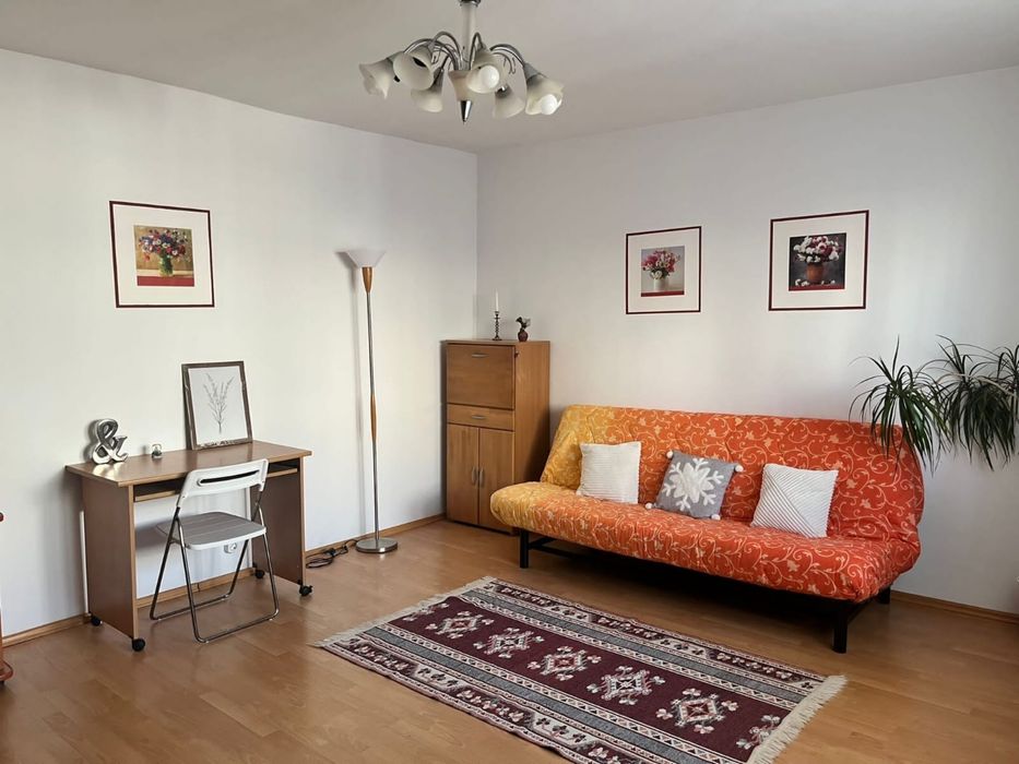Vand Apartament 2 camere