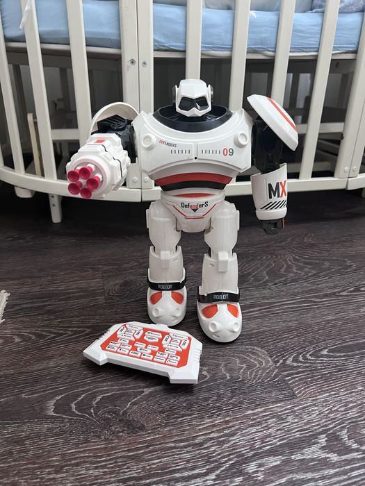 Продам игрушки роботов