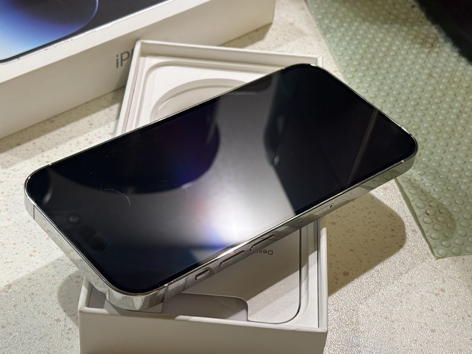iPhone 14 Pro 256GB Silver (Бял) - 86% Батерия, Като НОВ.
