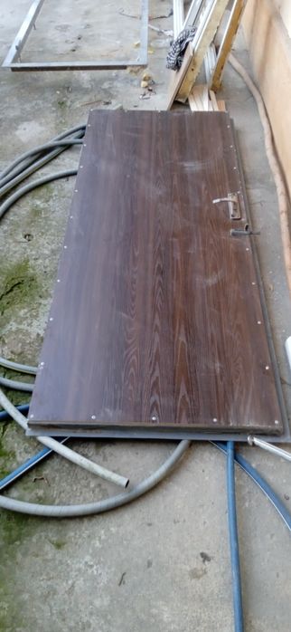 Продается входная дверь и окна бу