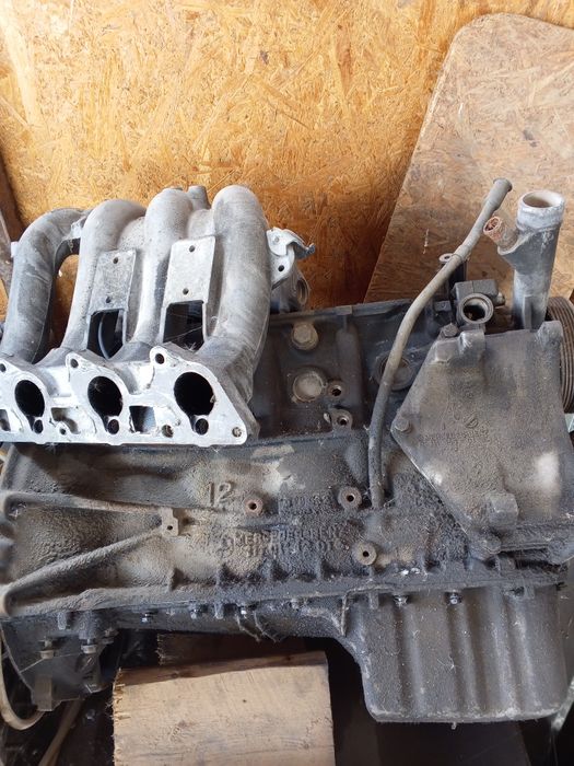 Двигатель 111 Мерседеса на запчасти