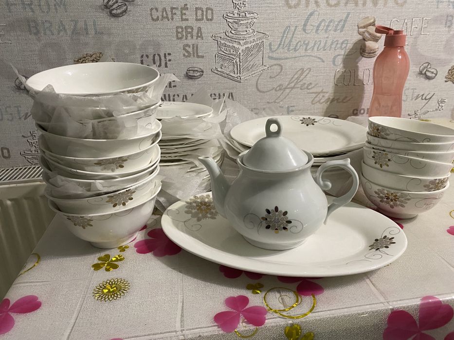 Посуда для дома в хорошем состоянии