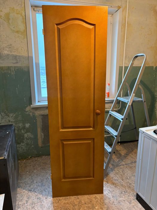 Продам деревяные двери