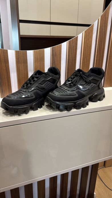 НОВИ маратонки PRADA