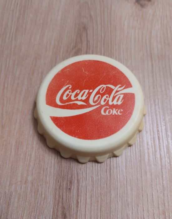 Стара колекционерска отварачка Coca-Cola