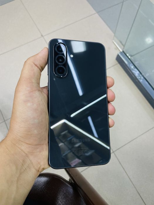 Samsung A36 yangiday turibdi kop ishlatmadik hali