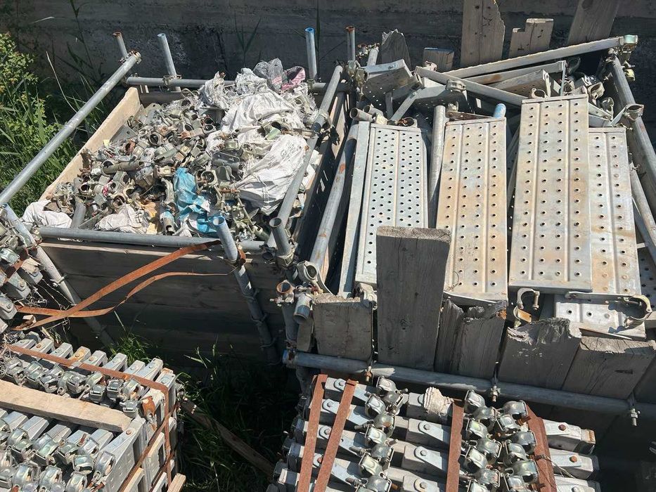 Паддон, Турбa, хомут, Лестница  для леса 2.5M - 3M