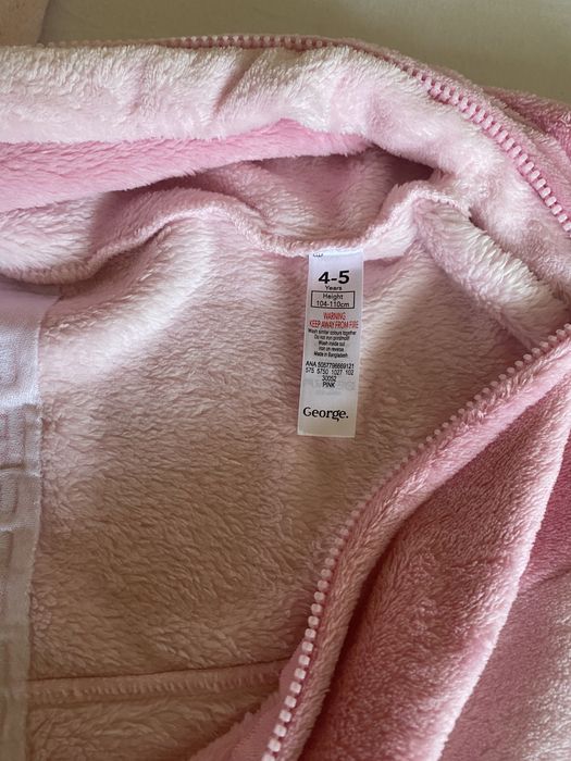 Vand salopete pentru fete