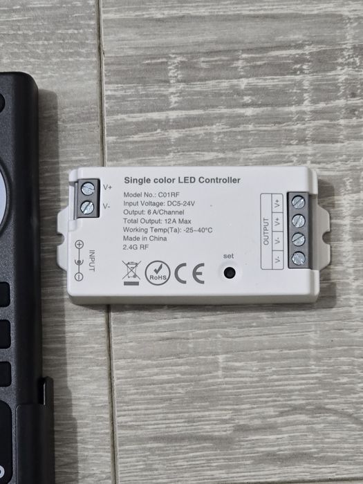 Controler LED FCOB 5050 SMD COB + Telecomandă RF 2.4GHz (4 zone)