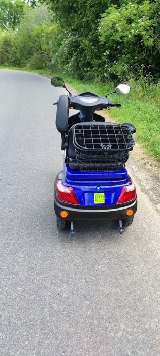 Scuter electric 3-roți persoane cu dizabilități