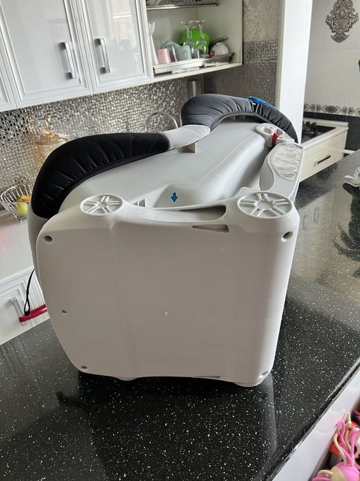 Продам детское кресло burbay