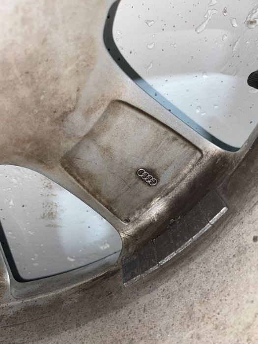 18 цола Audi A8 4H гуми и джанти Оригинални 235/55/18