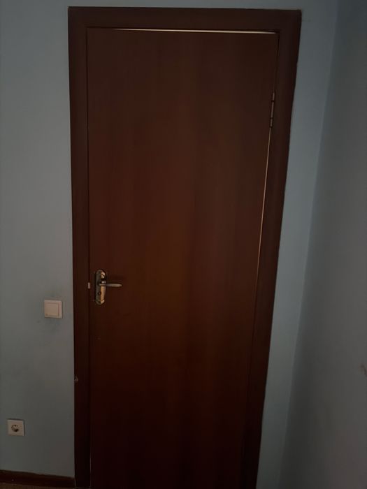 6 есік сатылады.