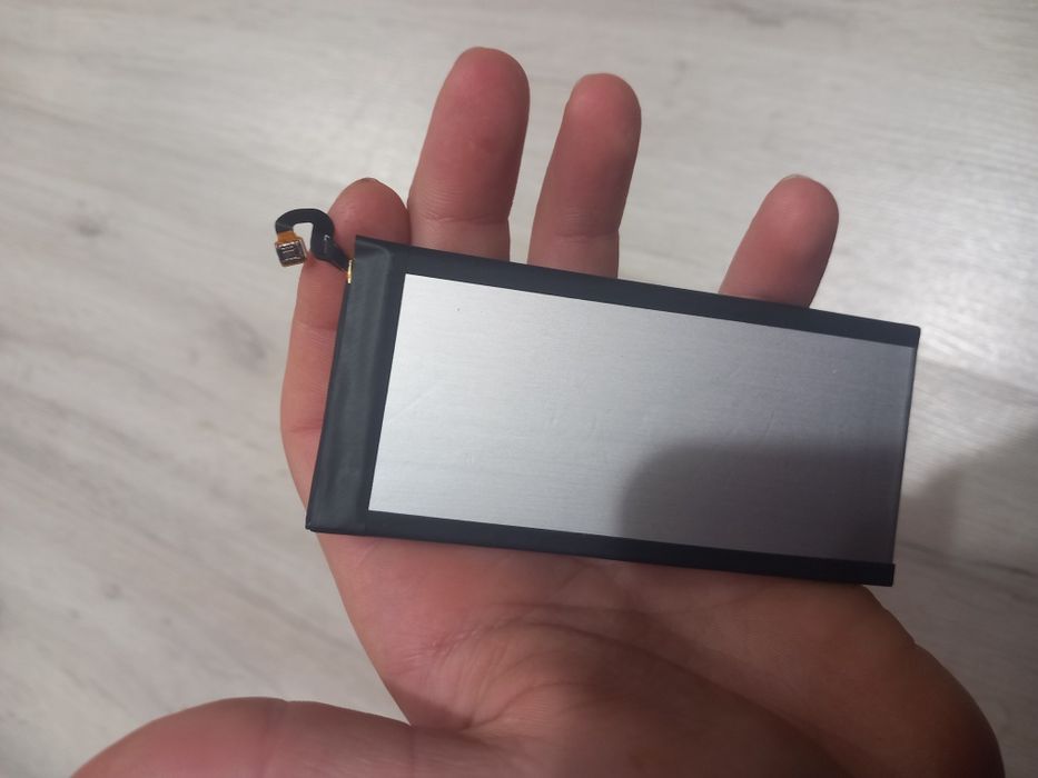 Baterii noi samsung galaxy s6